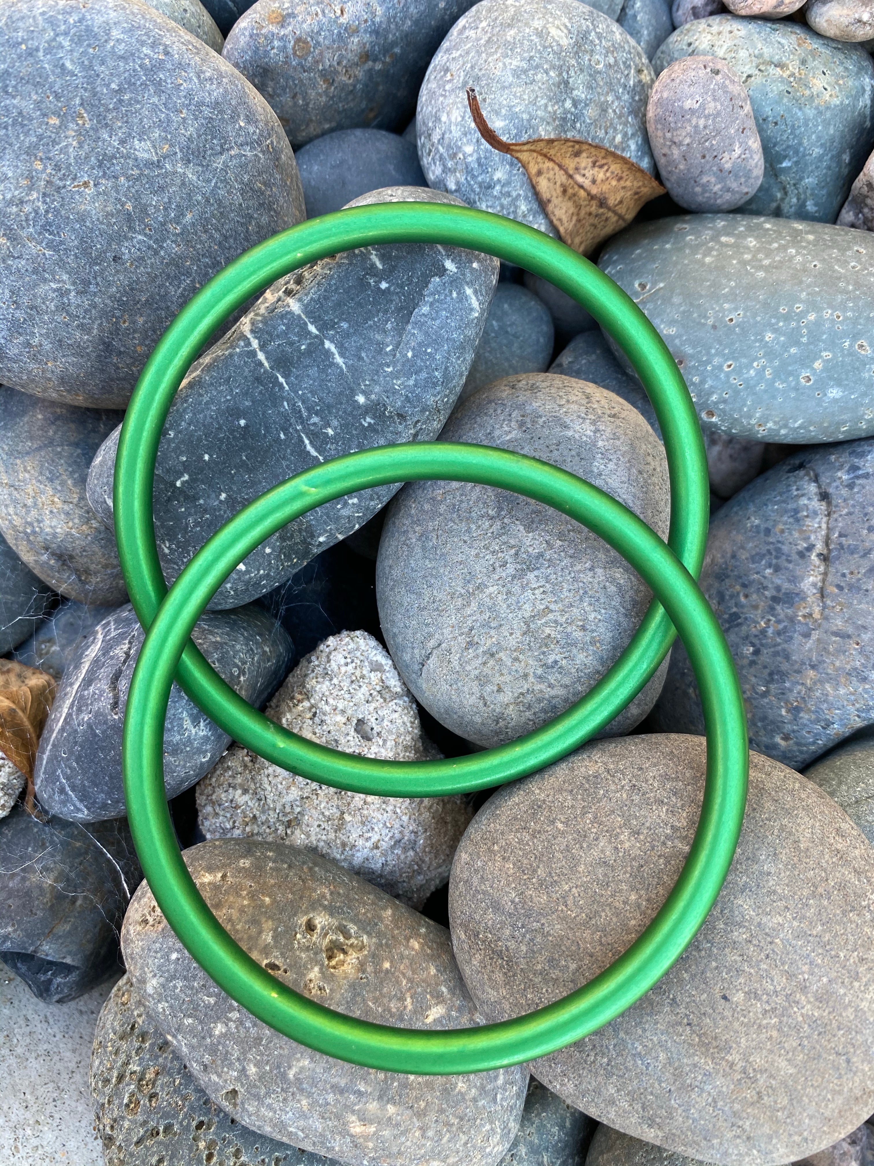 Siling Ring Large Aluminum Sling Ring- Bright Green – Lola My Love